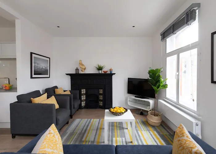 Homely - Central London West End Apartments